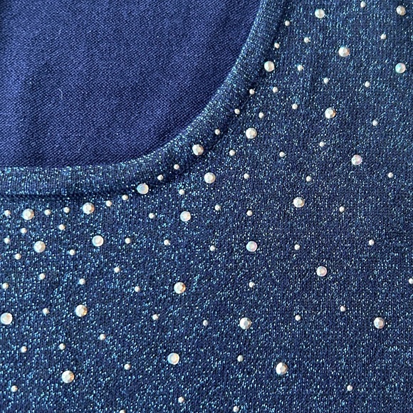 Belldini size M navy glittery knit tank top - Picture 6 of 14